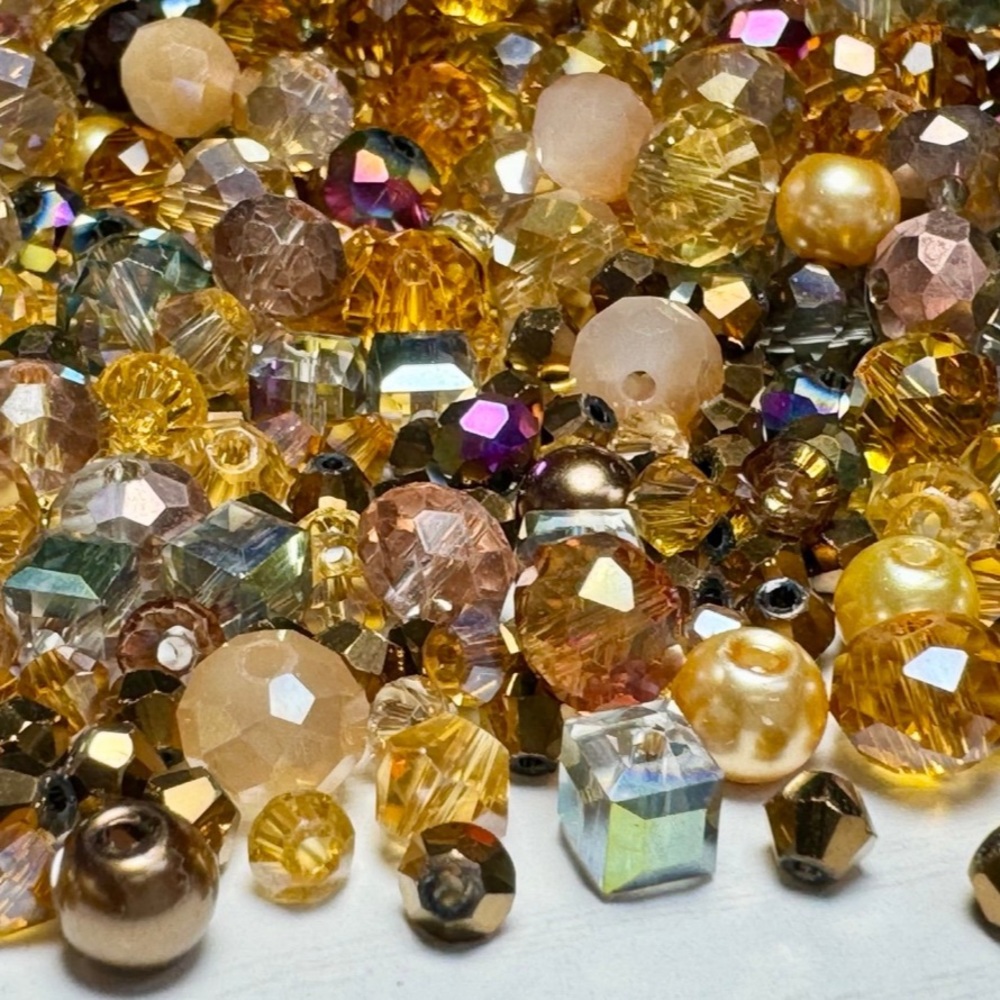 NEW Mega Crystal Beads Mixed Lot 10mm-4mm Bicones Brillottes jewelry making DIY